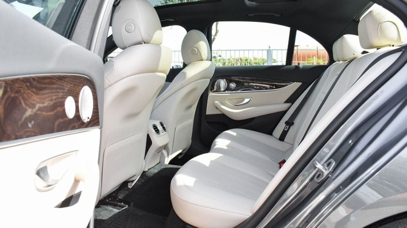 Mercedes-Benz E 450 4MATIC Mercedes E450 AMG / 2020 / USA