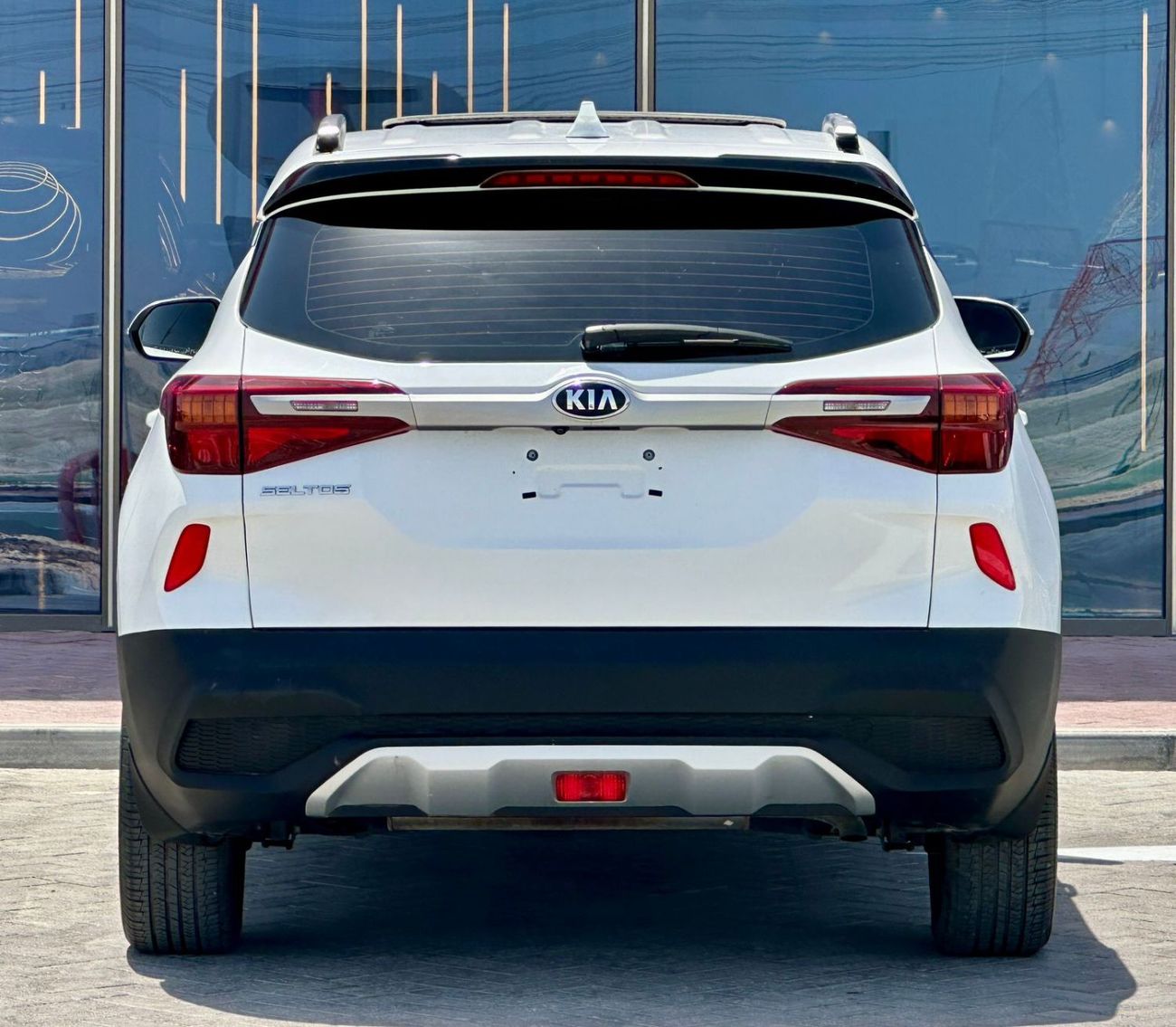 Kia Seltos 760-Monthly l GCC l Sunroof, Full Option l Accident Free