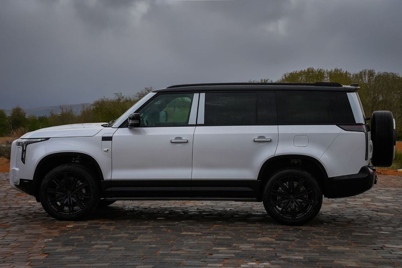 ROX Adamas 2026 ROX ADAMAS 7-Seats EREV SUV 4x4 White 0KM