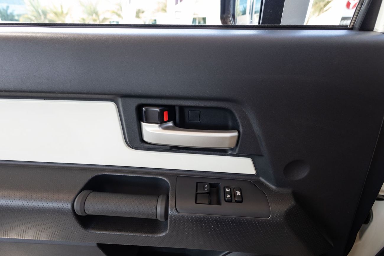 Toyota FJ Cruiser GXR 4.0L A/T