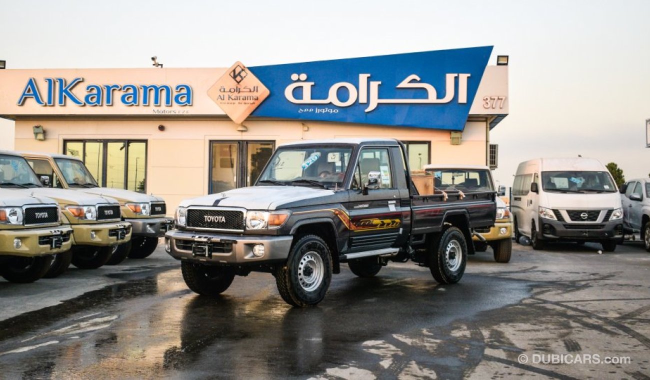 Toyota Land Cruiser Pick Up LX V6 4.0L- gasoline - Manual - diff lock – winch - 4WD