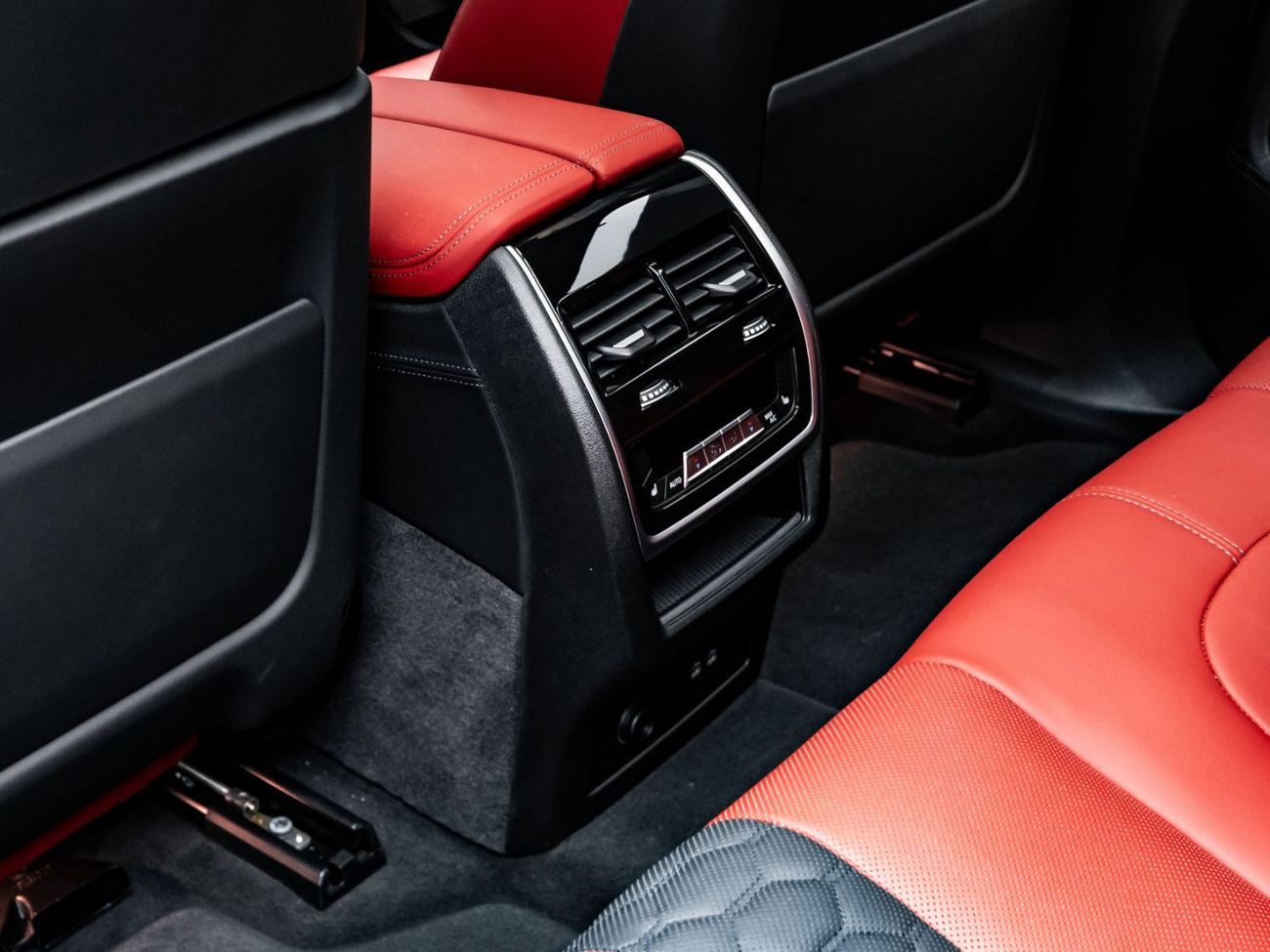 بي أم دبليو X5 M Competition 4.4L