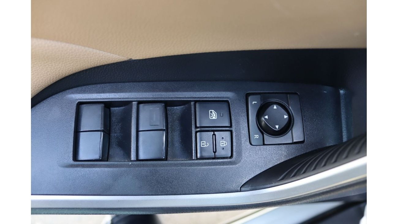 Toyota RAV4 EX ACCIDENTS FREE - GCC - PERFECT CONDITION INSIDE OUT - ENGINE 2500 CC -