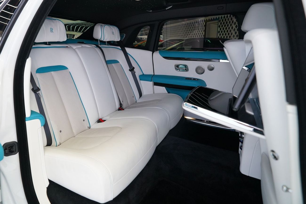 Rolls-Royce Ghost 6.75T Extended Wheelbase