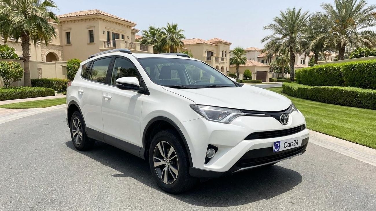 Toyota RAV4 VX 2017 | AED 1184/Month | 0 DP | 30 Day Return | Warranty | Service History