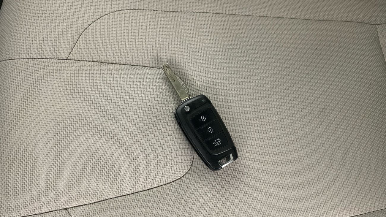 Hyundai Elantra Smart 1.6L Smart | Guaranteed Warranty | 0 Down Payment