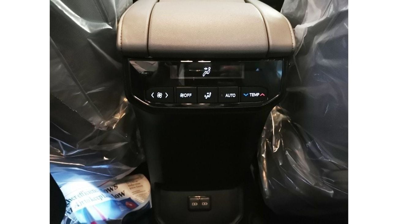 Toyota Highlander Toyota Highlander GXR HYBRID V4 2.5L 2023 Model GCC Specs With 3 Years Warranty From AL FUTTAIM