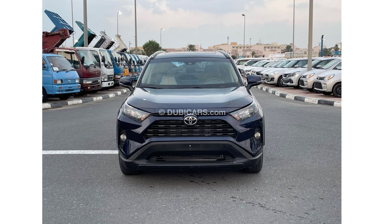 Toyota RAV4 2019 TOYOTA RAV4 XLE 4x4