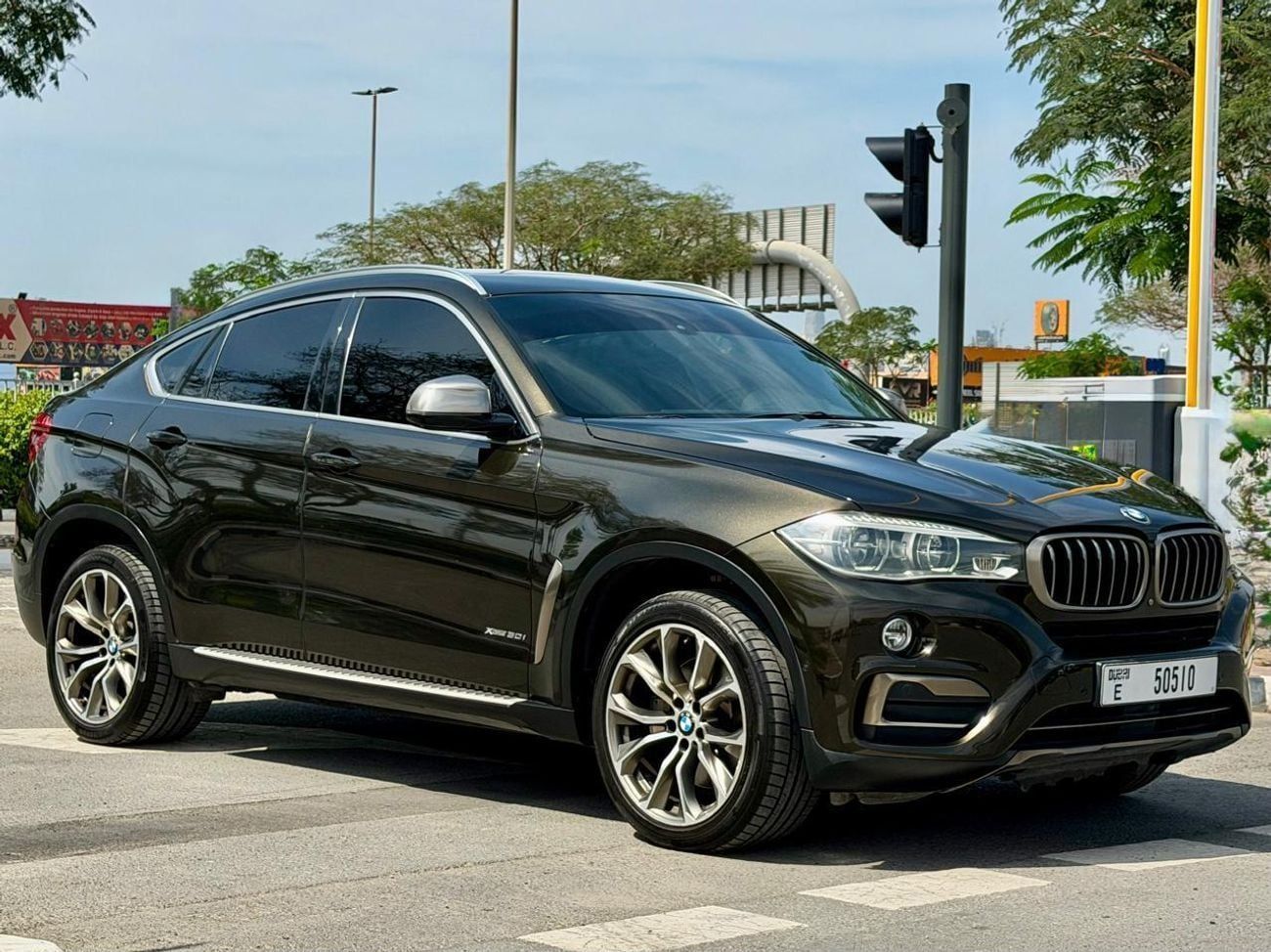 BMW X6 XDRIVE50i EXCLUSIVE Luxury BMW X6 2016 GCC Xdrive FULL OPTIONS ORIGINL PAINT FULL SERVICE HI