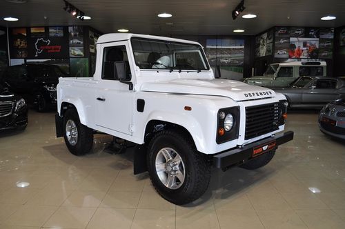 لاند روفر ديفندر