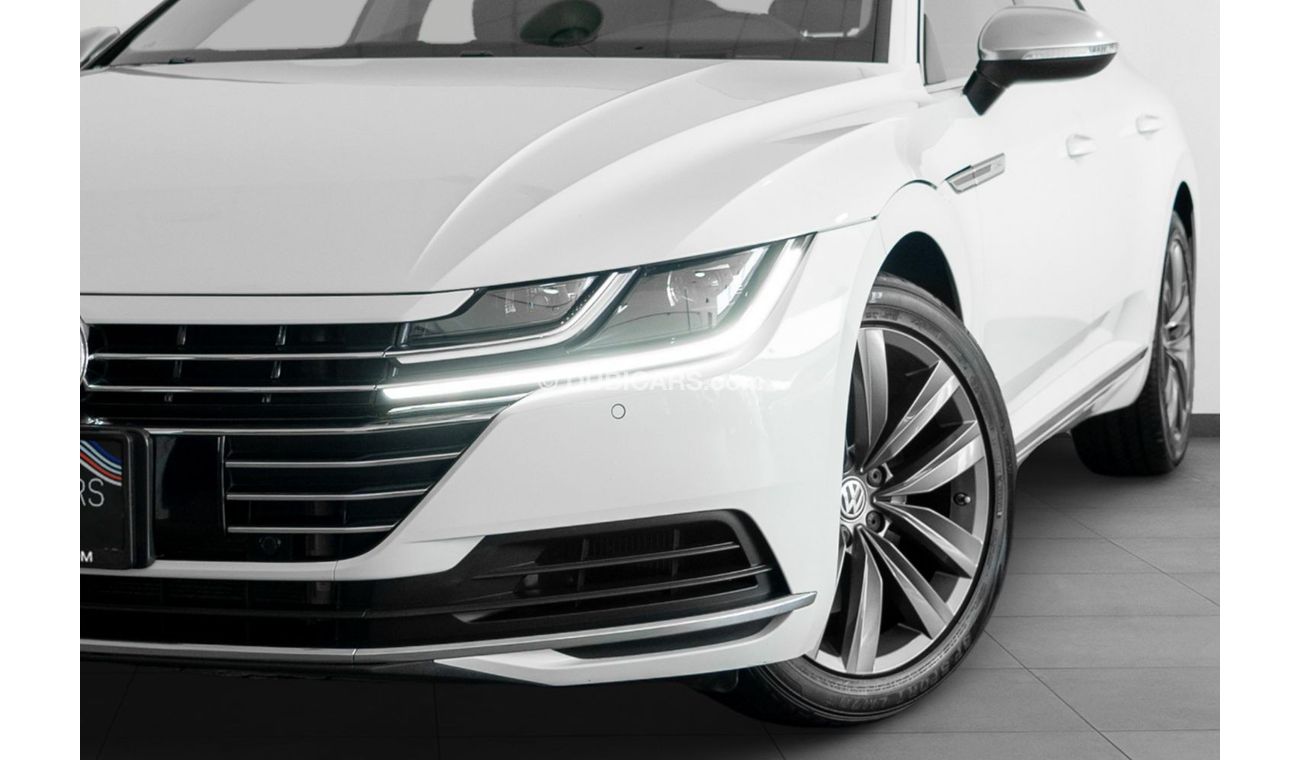 Volkswagen Arteon R-Line 4Motion 2018 Volkswagen Arteon / Full Volkswagen Service History