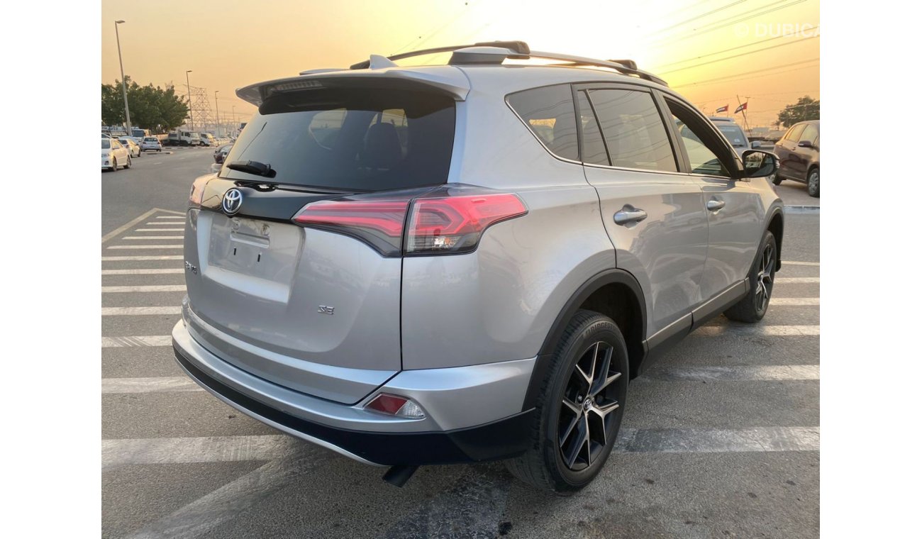 تويوتا راف ٤ 2018 TOYOTA RAV4 / SE / FULL OPTION