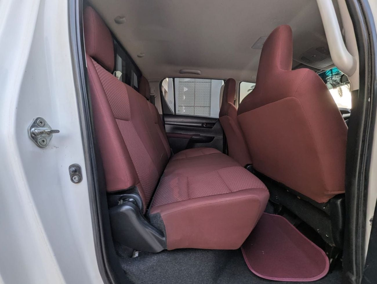 Toyota Hilux GLS Toyota Hilux 2022 GCC Specs Diesel V4 2.4L Excellent Condition