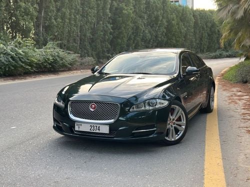 Jaguar XJL 3.0L V6 340 HP | 2014 | GCC Specs | Long Wheelbase Luxury Sedan | 125000 KM | Excellent Condition