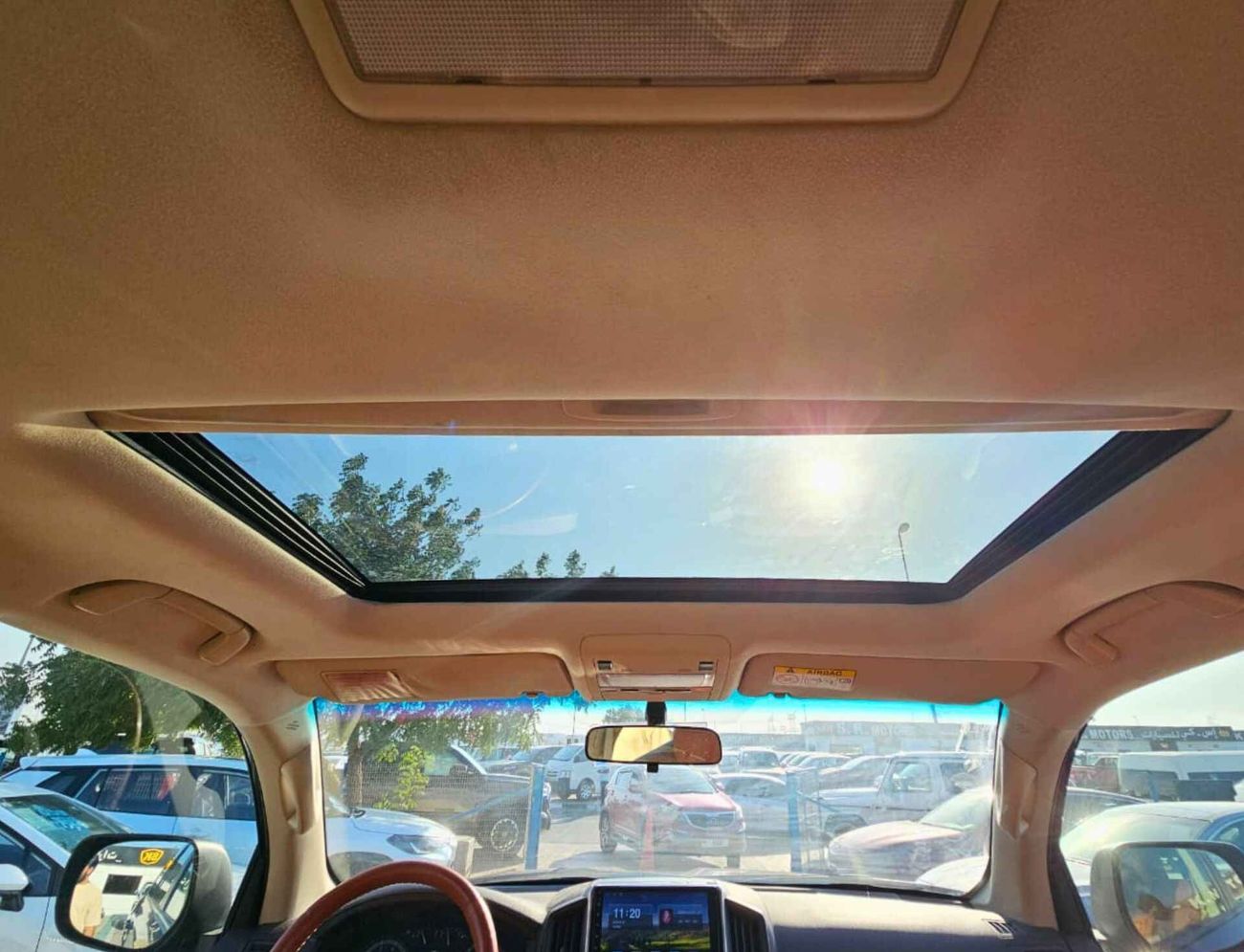 Toyota Land Cruiser GXR/ V6 4.0/ FULL OPTION/ SUNROOF/ LEATHER/ DVD CAMERA/ EXPORT ONLY / LOT#43956