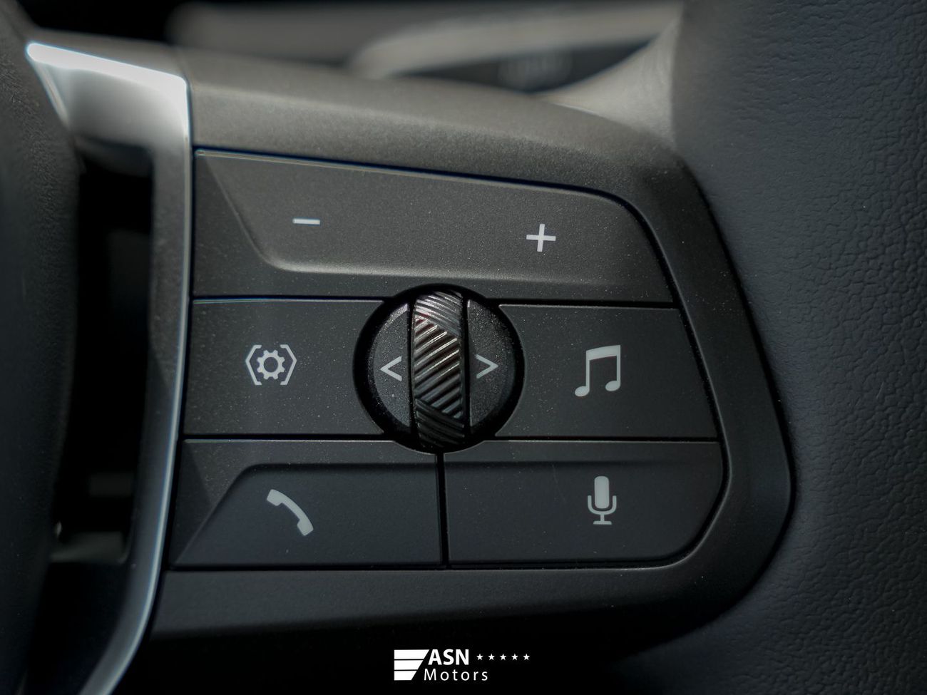 بي أم دبليو X2 sDrive25i M Sport 2.0 Turbo 2026 (Export Price)