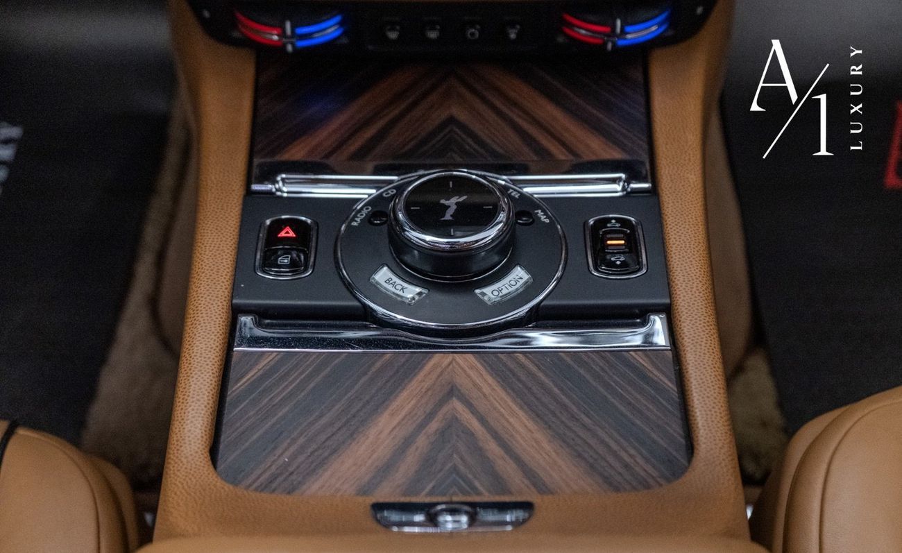Rolls Royce Wraith 2015 Rolls Royce Wraith, Converted To 2018 Black Badge, Fully Loaded, Excellent Condition, GCC Spec