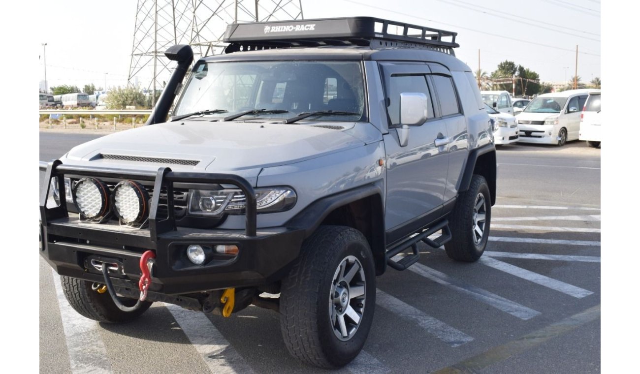 Toyota FJ Cruiser petrol 4.0L right hand drive 2016 model 4X4