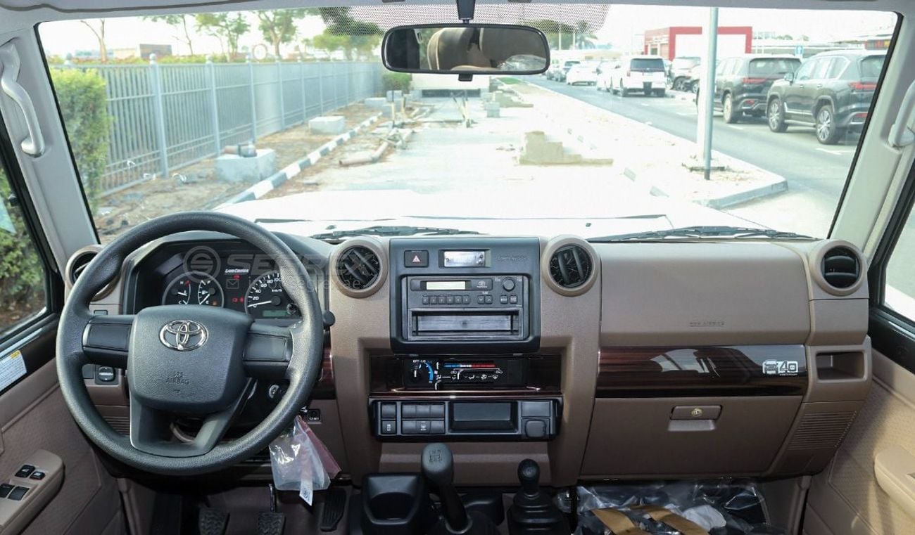 Toyota Land Cruiser 70