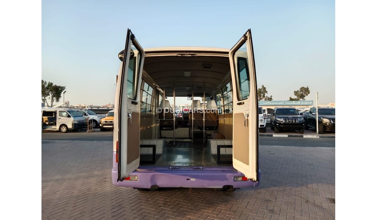 نيسان سيفيليان NISSAN  CIVILIAN BUS RIGHT HAND DRIVE (PM1213)