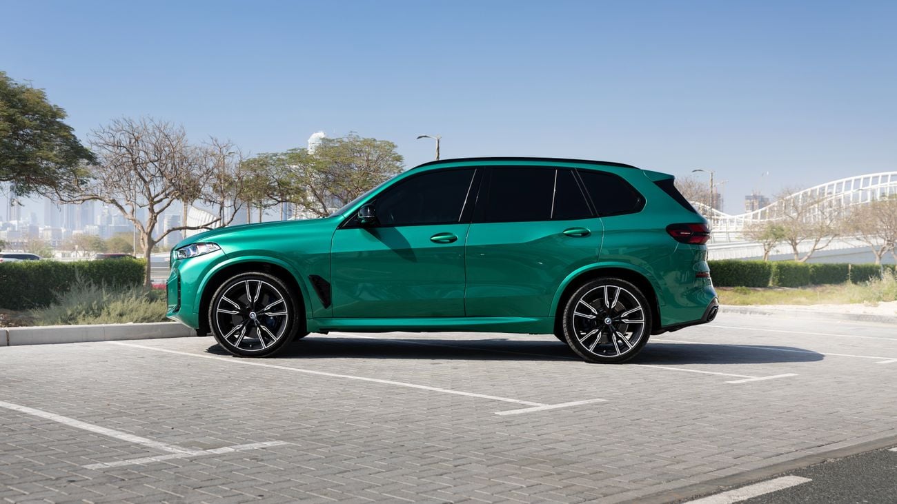 بي أم دبليو X5 BMW X5 M60i 4.4L V8 2024