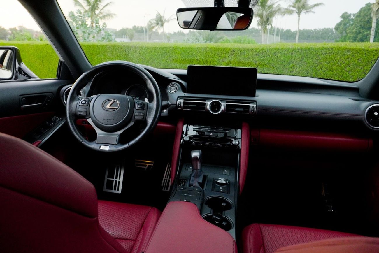 Lexus IS350 3years warranty and2 years service Contact number 0507273386