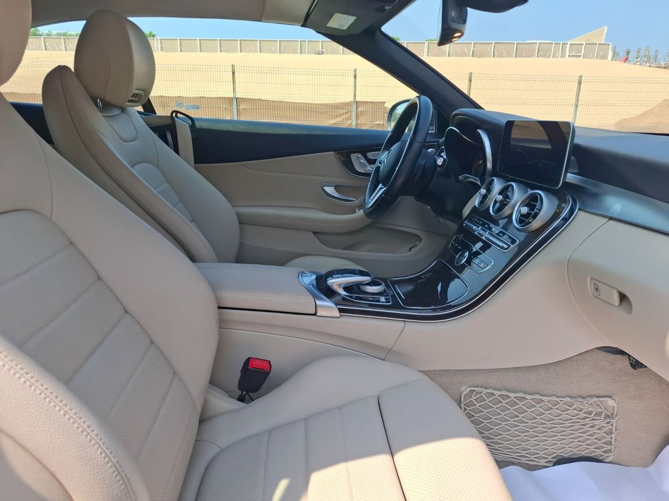 Mercedes-Benz C 300 Coupe Mercedes-Benz C300 2019 full option  convertible