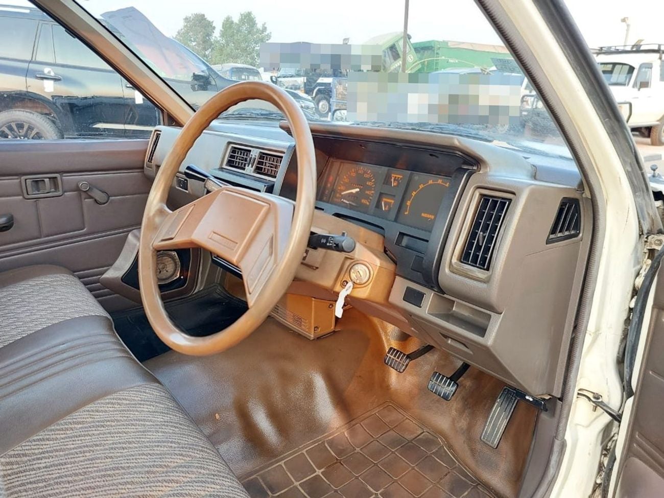 نيسان بيك آب NISSAN DATSUN PICKUP RHD 1989 MODEL 2.3 L DIESEL MANUAL(PM06810)