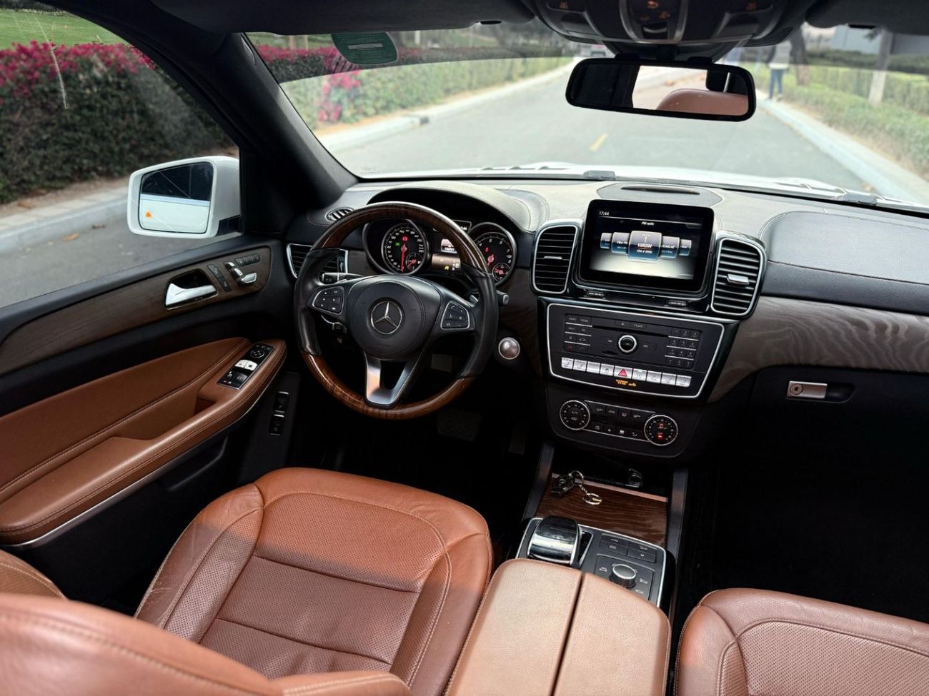 مرسيدس بنز GLS 500 Std 4.7L