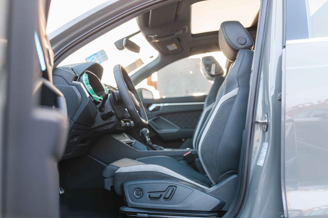 أودي Q3 Audi Q3 TFSI 35 S Line 1.5 Turbo (2025) Nardo Grey