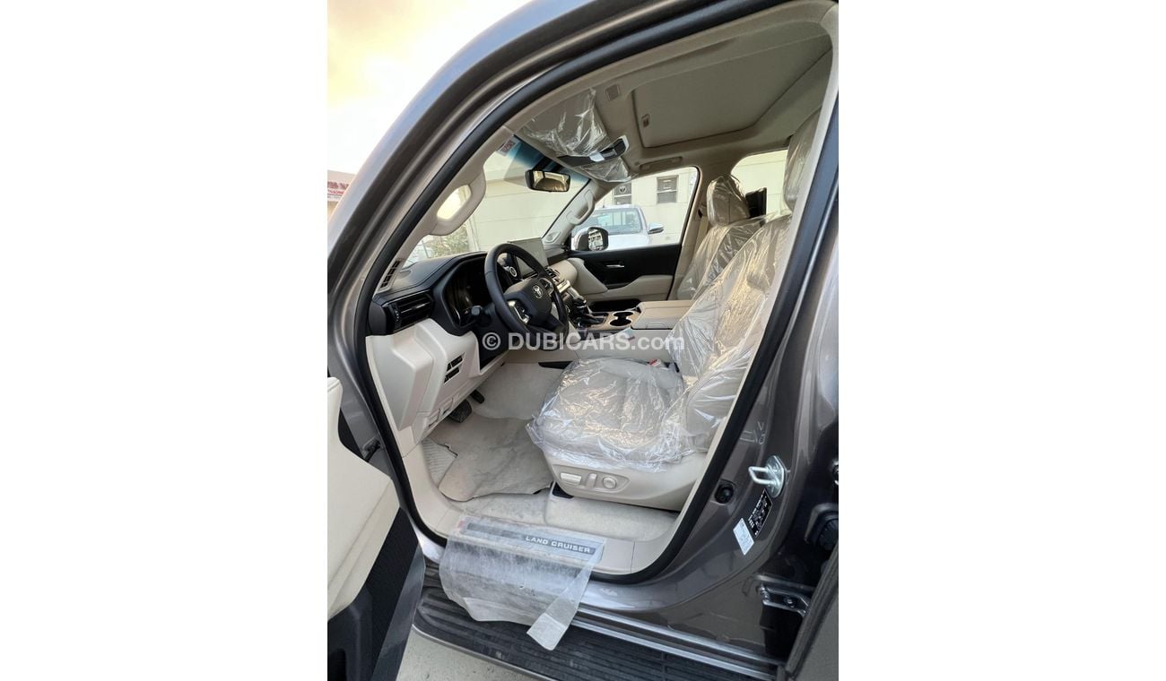 Toyota Land Cruiser 2023 Toyota Land Cruiser VX 3.5L Gold (ONLY FOR EXPORT)