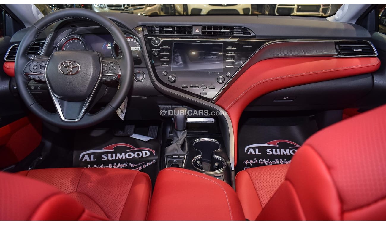 تويوتا كامري XSE