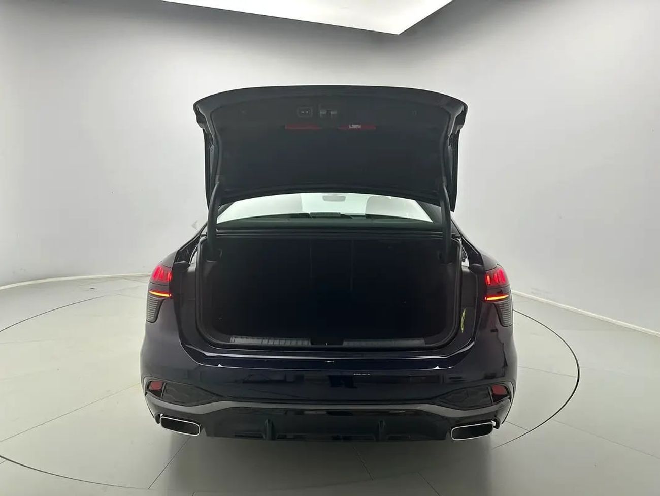 Audi A6 Sedan TFSI 204hp Progress (Ref# 13865) EXCLUSIVE RAMADAN OFFER