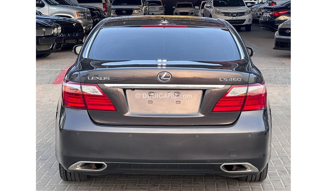 لكزس LS 460