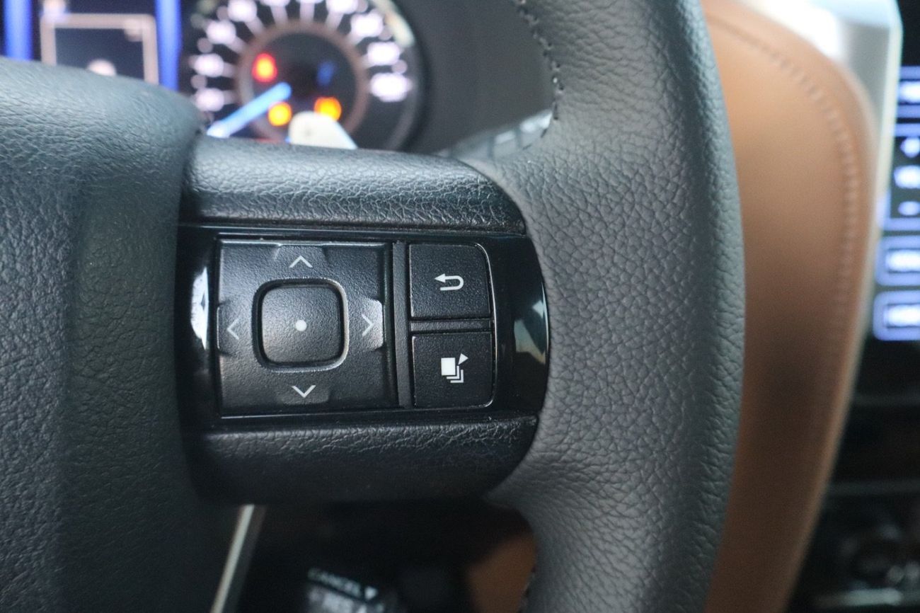 تويوتا فورتونر GXR 4.0L (278 HP)