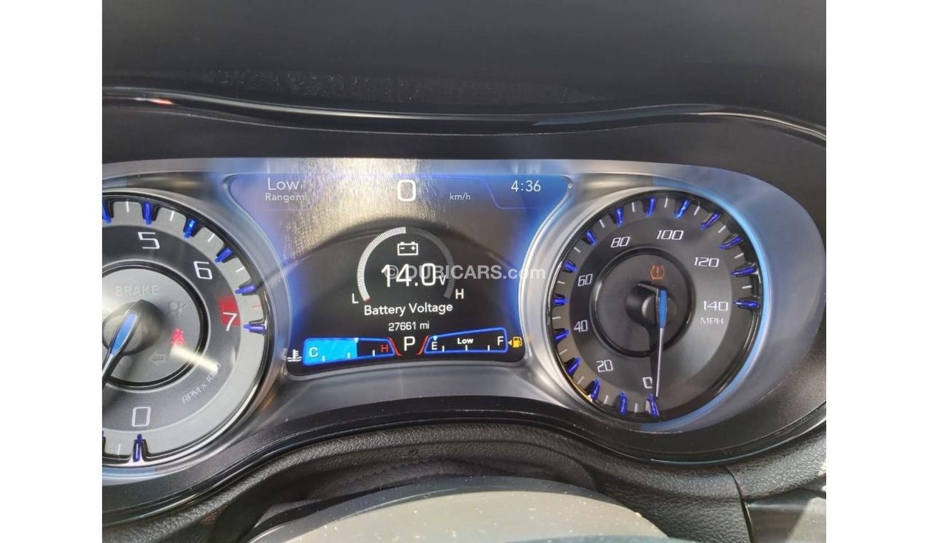 Chrysler 300s Very Clean Car