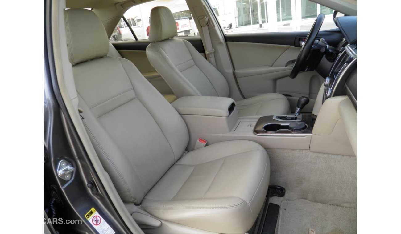 Toyota Camry 2013 SE+ ref#552