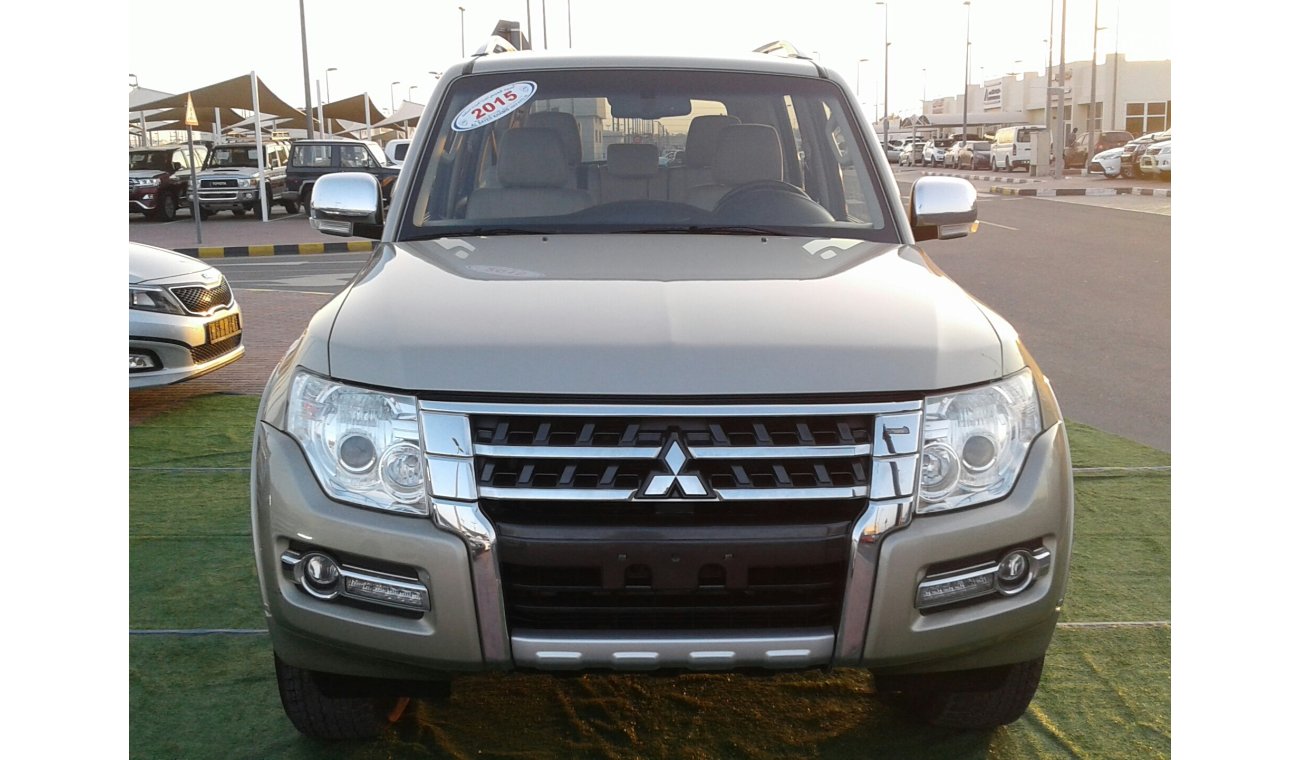 Mitsubishi Pajero PAJERO 2015 GOLD GCC NO PAIN NO ACCIDENT PERFECT