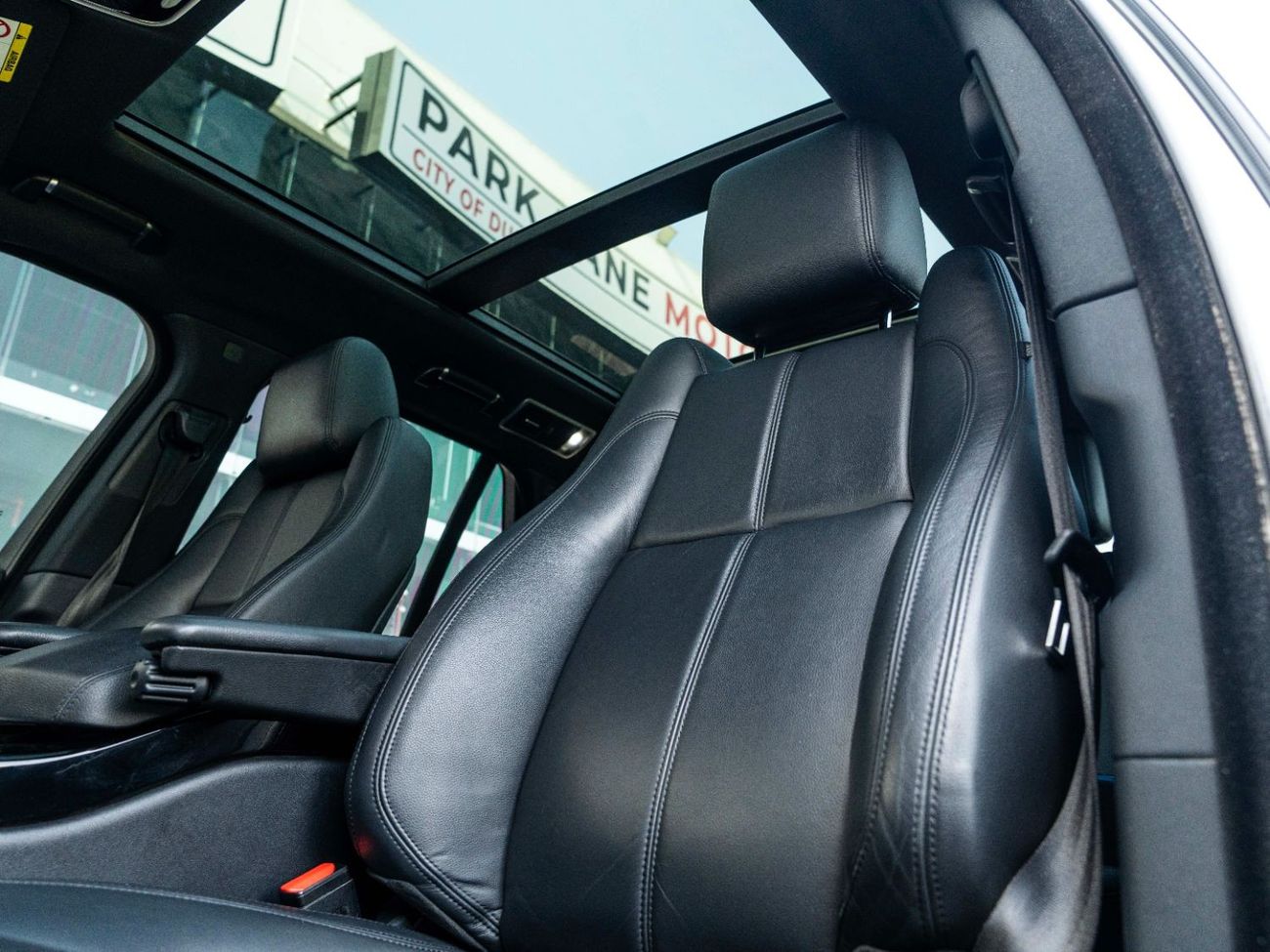 لاند روفر رينج روفر CASH OFFER!!! RANGE ROVER VOGUE HSE 5L V8 AWD LE • GCC SPECS • PRISTINE CONDITION