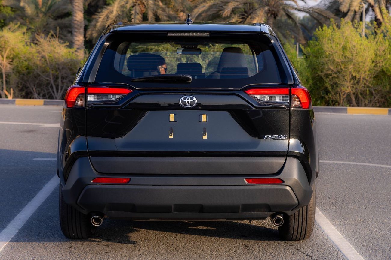 Toyota RAV4 2025 TOYOTA RAV4 2.5L (4WD) LE