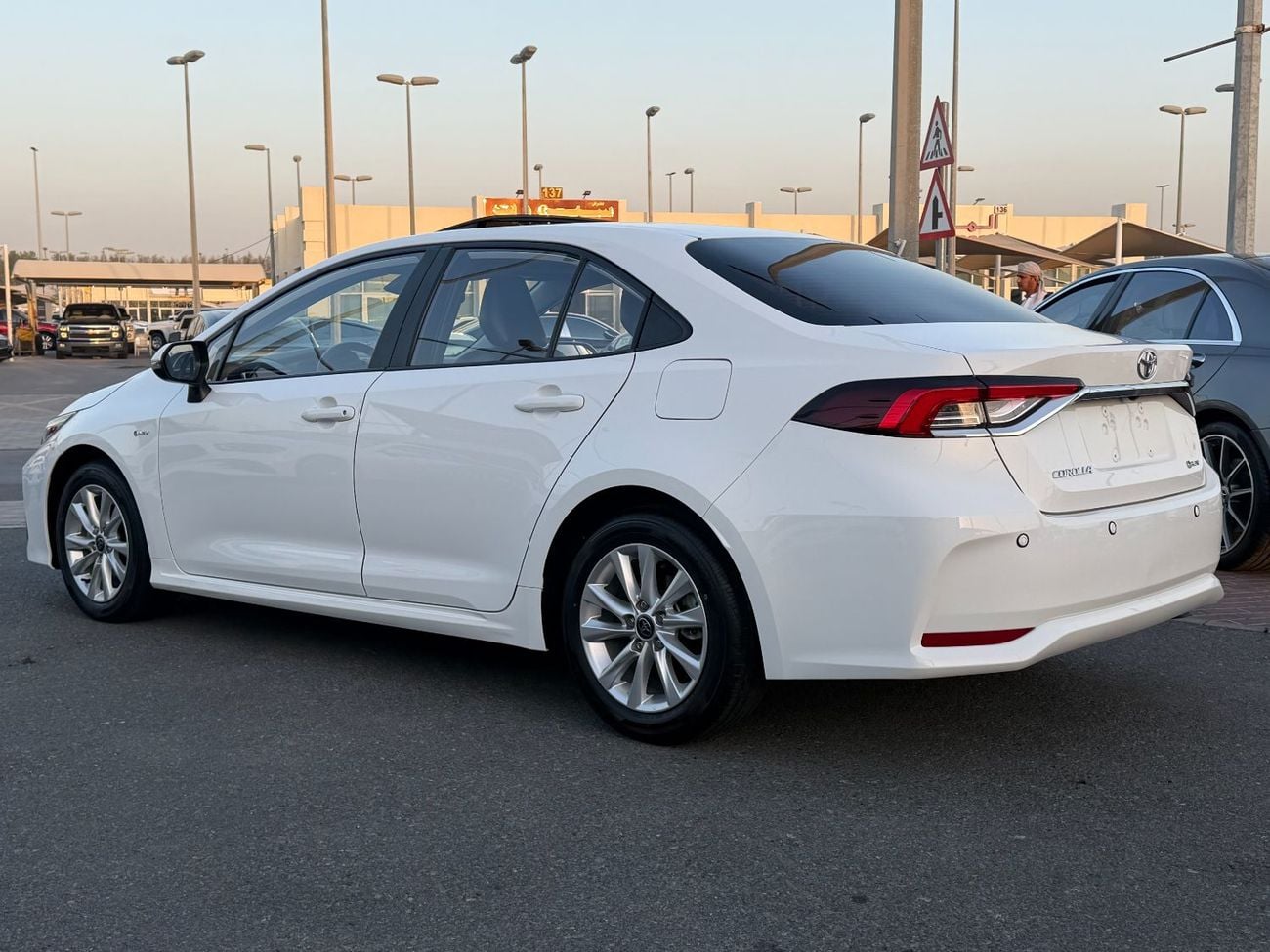 Toyota Corolla XLI EXECUTIVE HEV