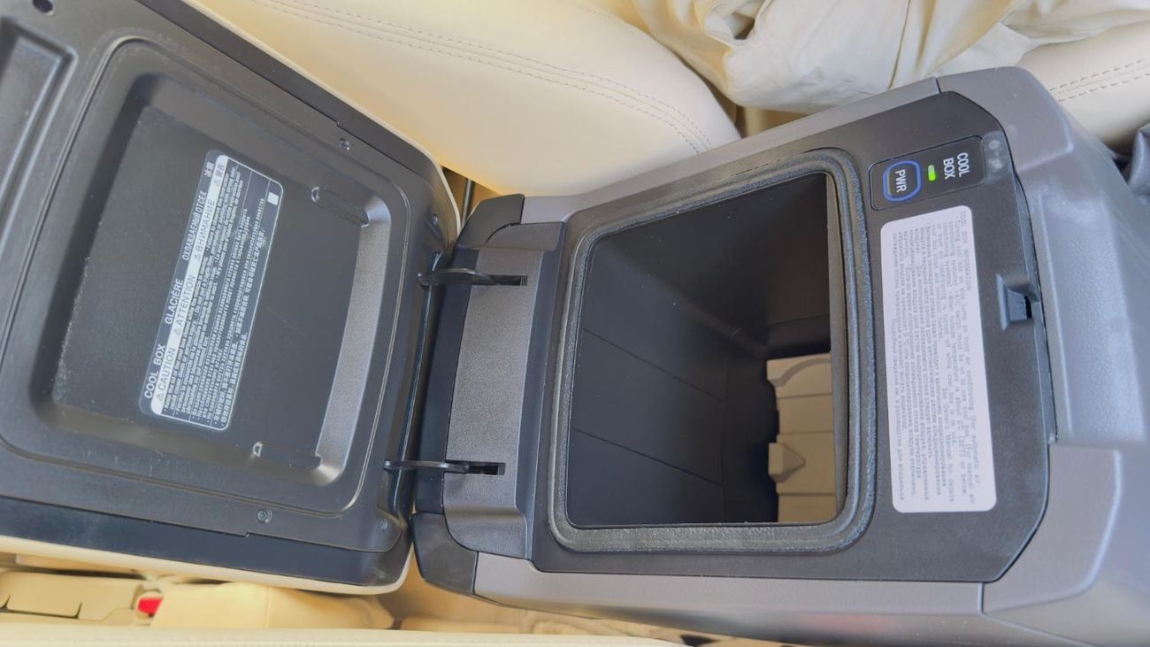 تويوتا برادو GOOD CONDITION | PETROL | 2.7L | LEFT-HAND-DRIVE | AUTOMATIC TRANSMISSION | 360 VIEW CAMERA