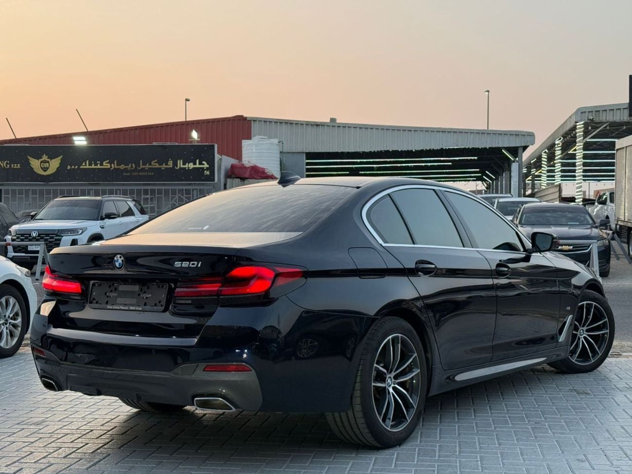 BMW 520i M SPORT Joy Edition 2.0L