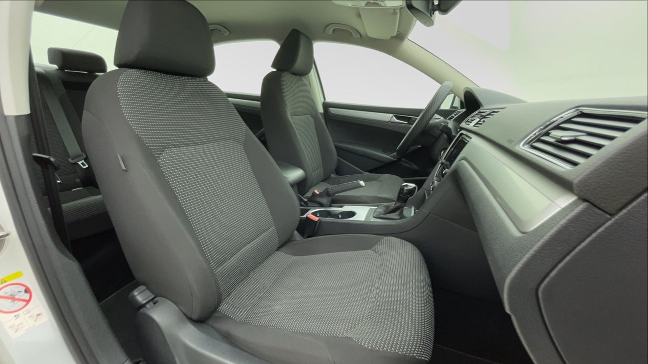 فولكس واجن باسات S 2.5 | بدون دفعة مقدمة | اختبار القيادة في المنزل