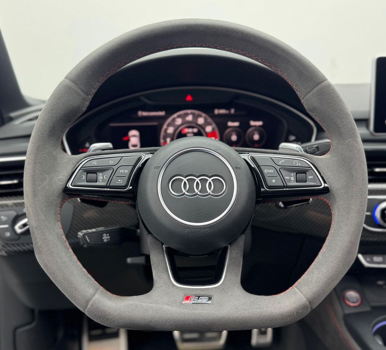 أودي RS5 TFSI quattro 2.9L