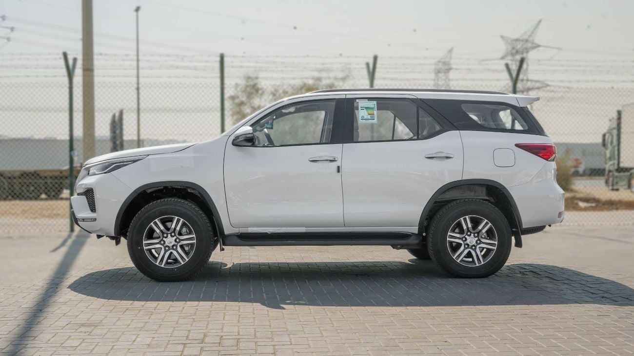 Toyota Fortuner EXR 2026 Toyota Fortuner GX 2.4L AT Diesel (White)