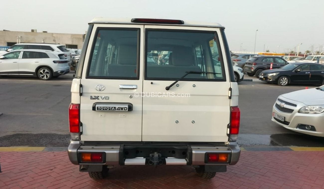 Toyota Land Cruiser 70 Toyota LC 76 5 Door LX 4.5 Diesel