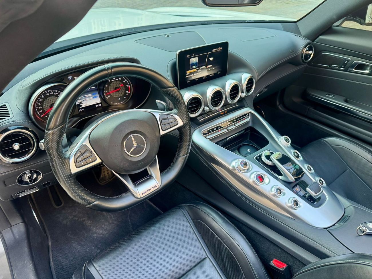 مرسيدس بنز AMG GT C Mercedes-Benz AMG GT Convertible