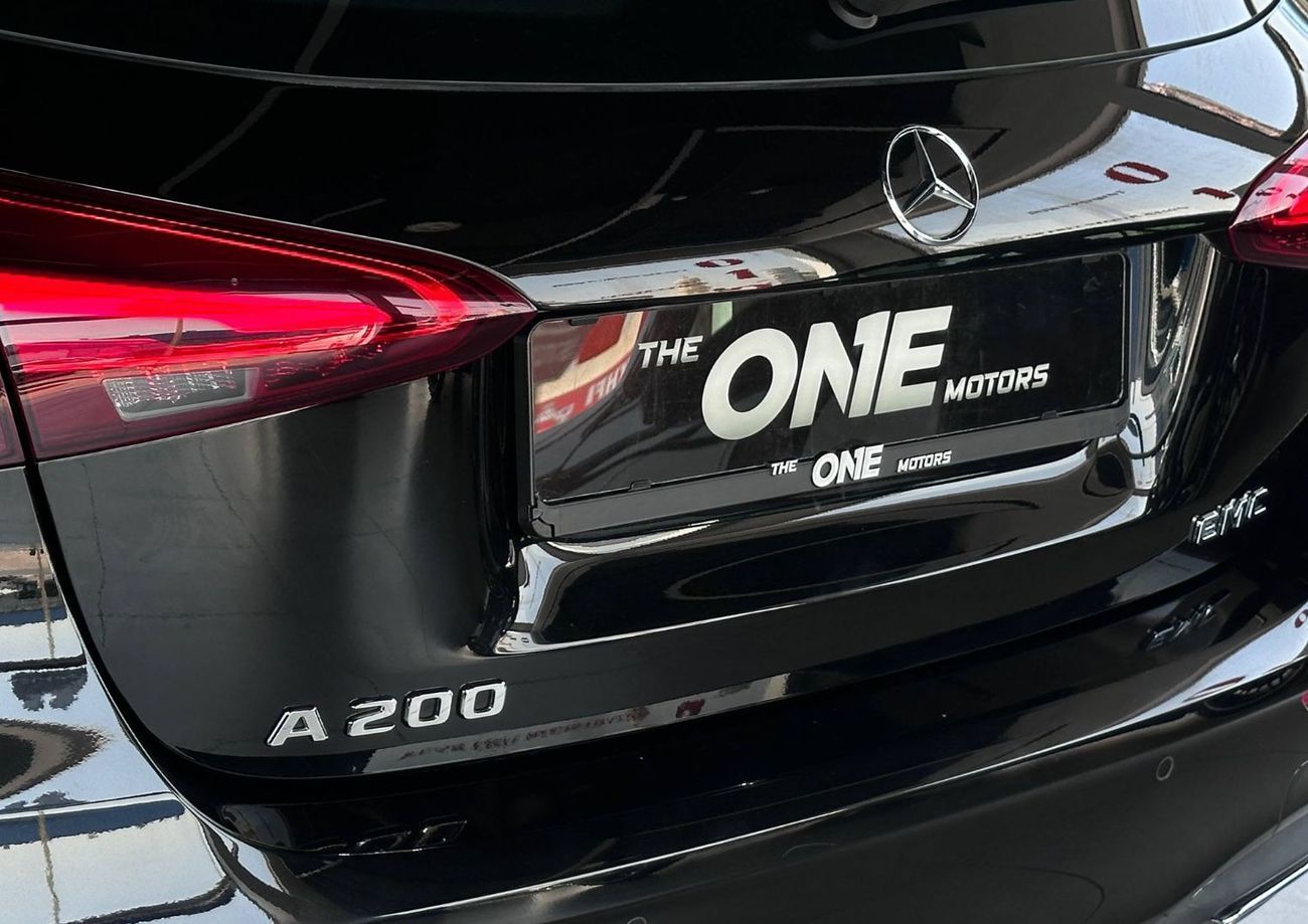 مرسيدس بنز A 200 Hatchback Std 2.0L