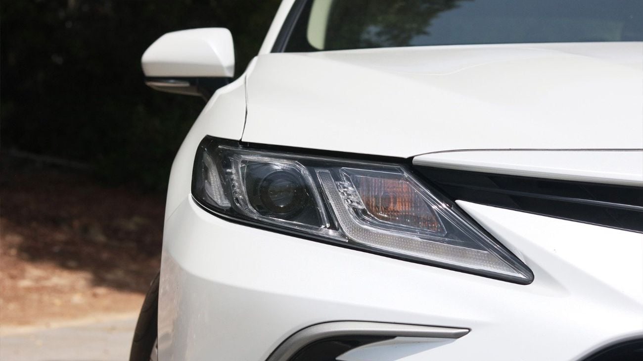 Toyota Camry LE 2.5L (176 HP) | Agency Warranty | Complete Service History | Zero Downpayment Support